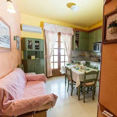 Casa Mare E Monti Lägenhet
